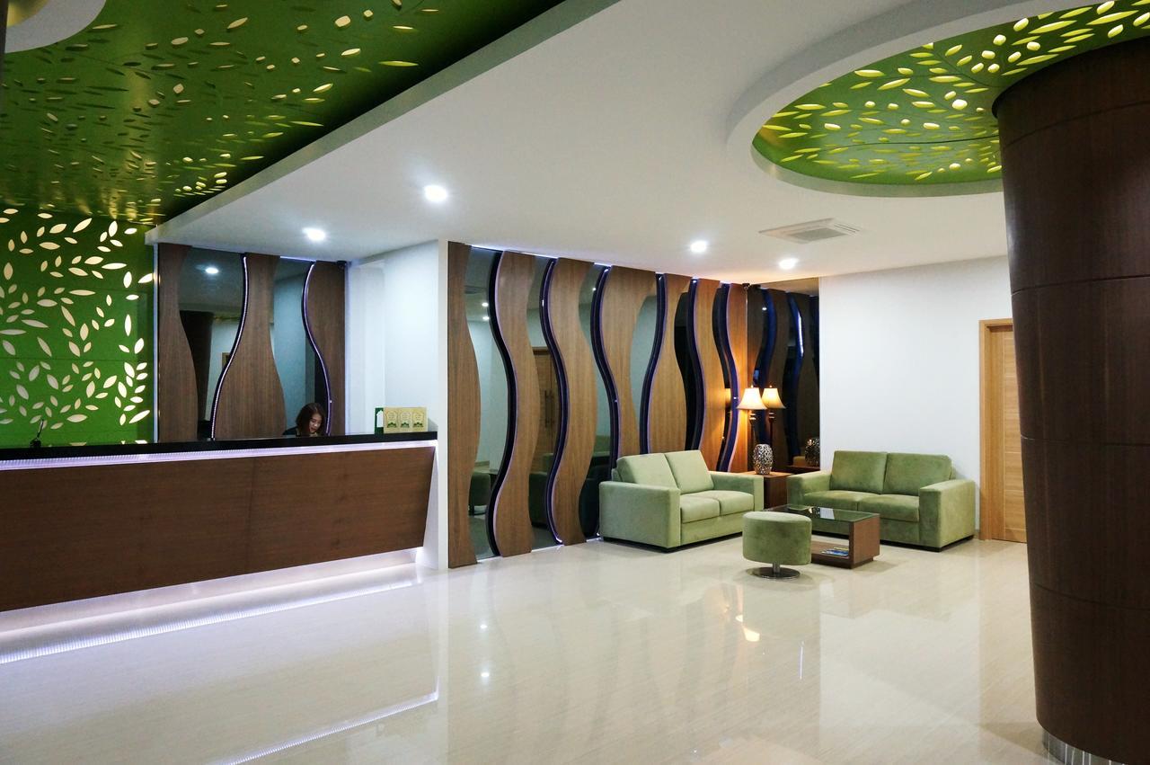 Green Eden Hotel Manado Zewnętrze zdjęcie