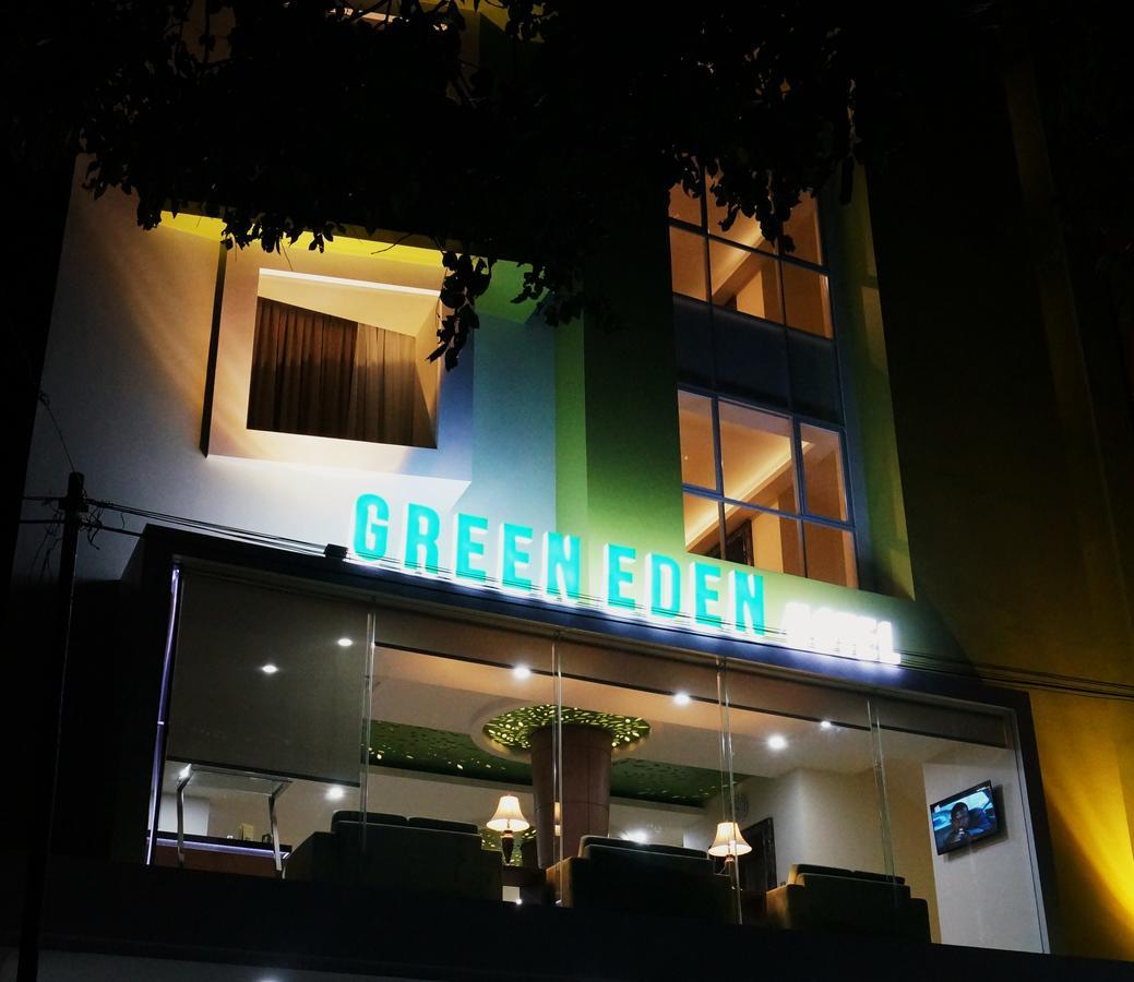 Green Eden Hotel Manado Zewnętrze zdjęcie