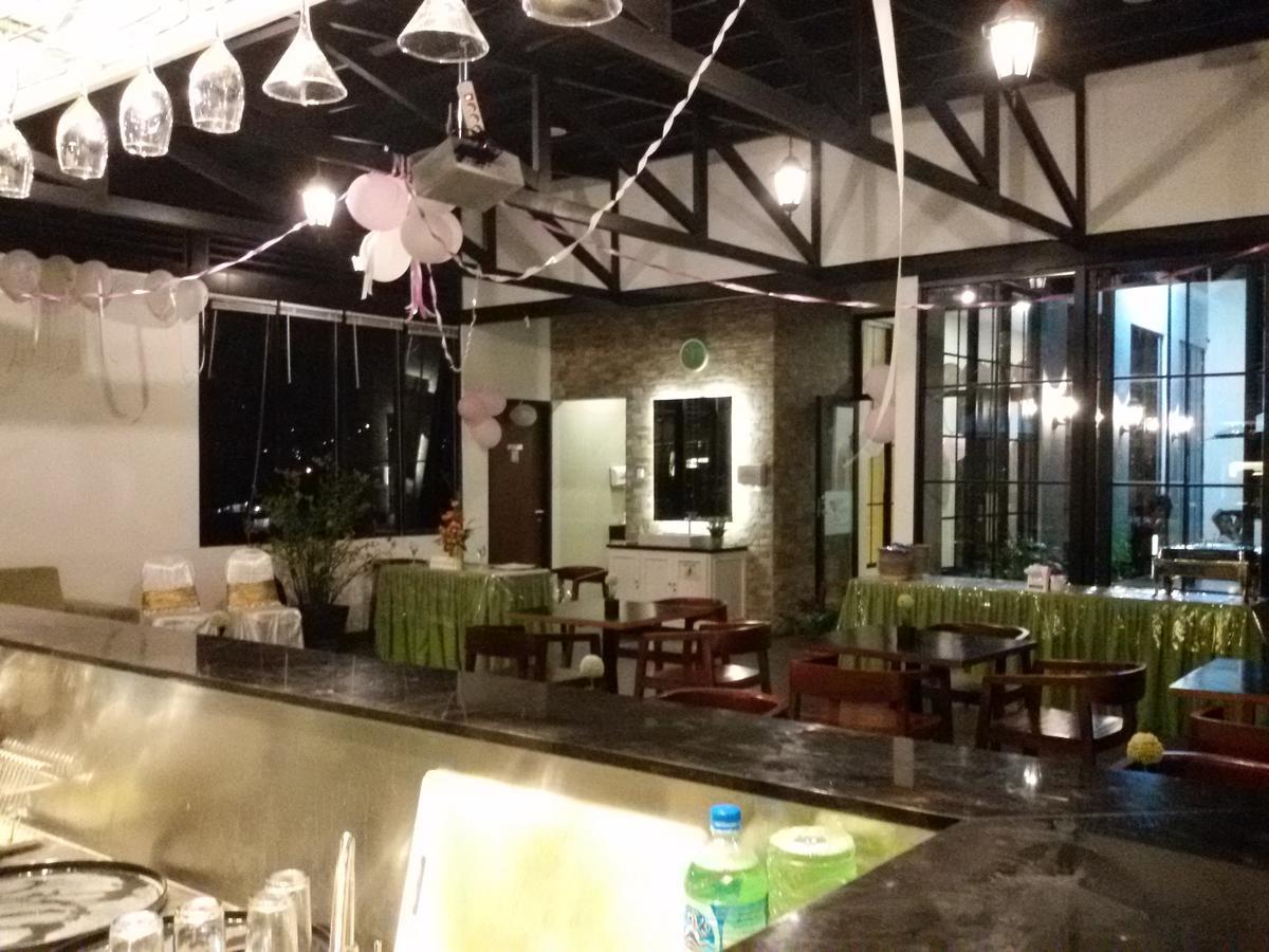 Green Eden Hotel Manado Zewnętrze zdjęcie